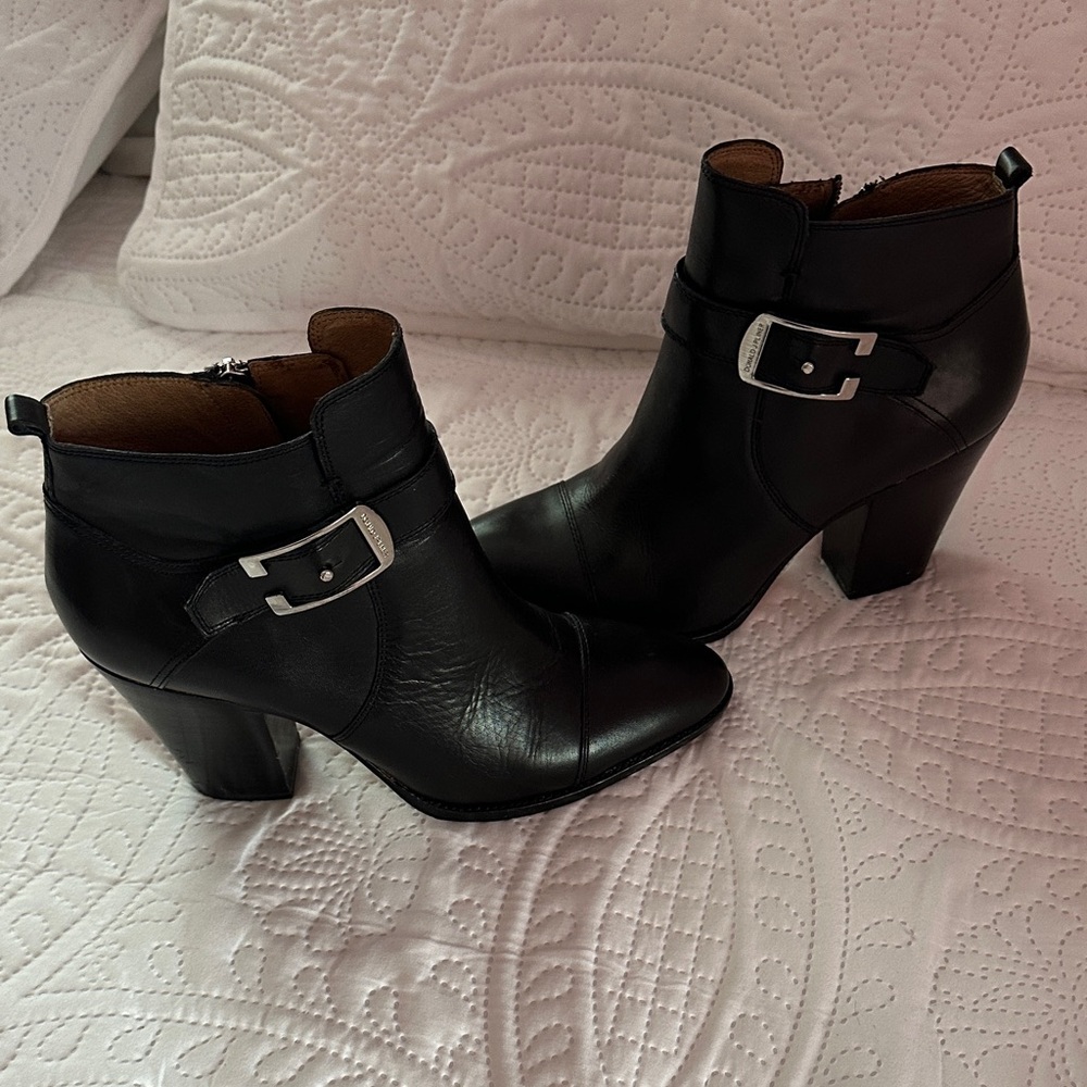 Donald J. Pliner Black Leather Ankle Booties